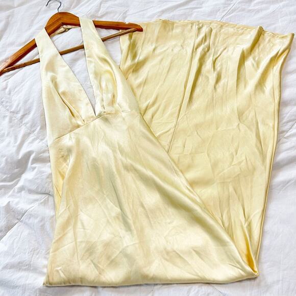 Showpo Saints & Secrets Prima Butter Yellow Satin Plunge Maxi Dress Size 4 Small - Picture 2 of 8